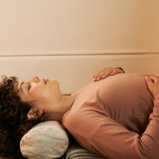 Cinghia per yoga, fitness e pilates rosso con anello di bloccaggio