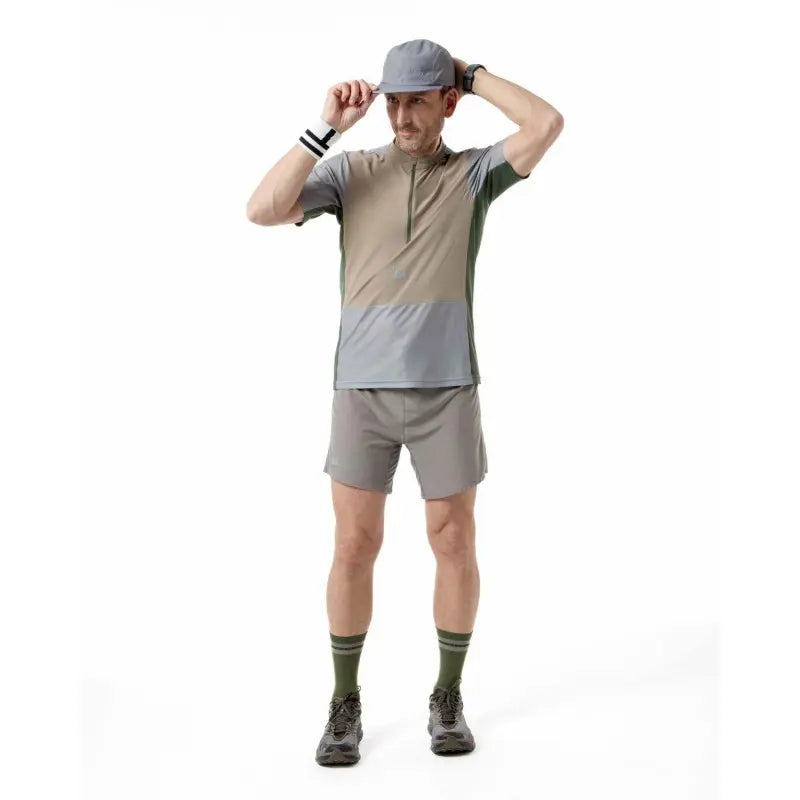 Tshirt Ultra trail con cappellino e bermuda Wildtee