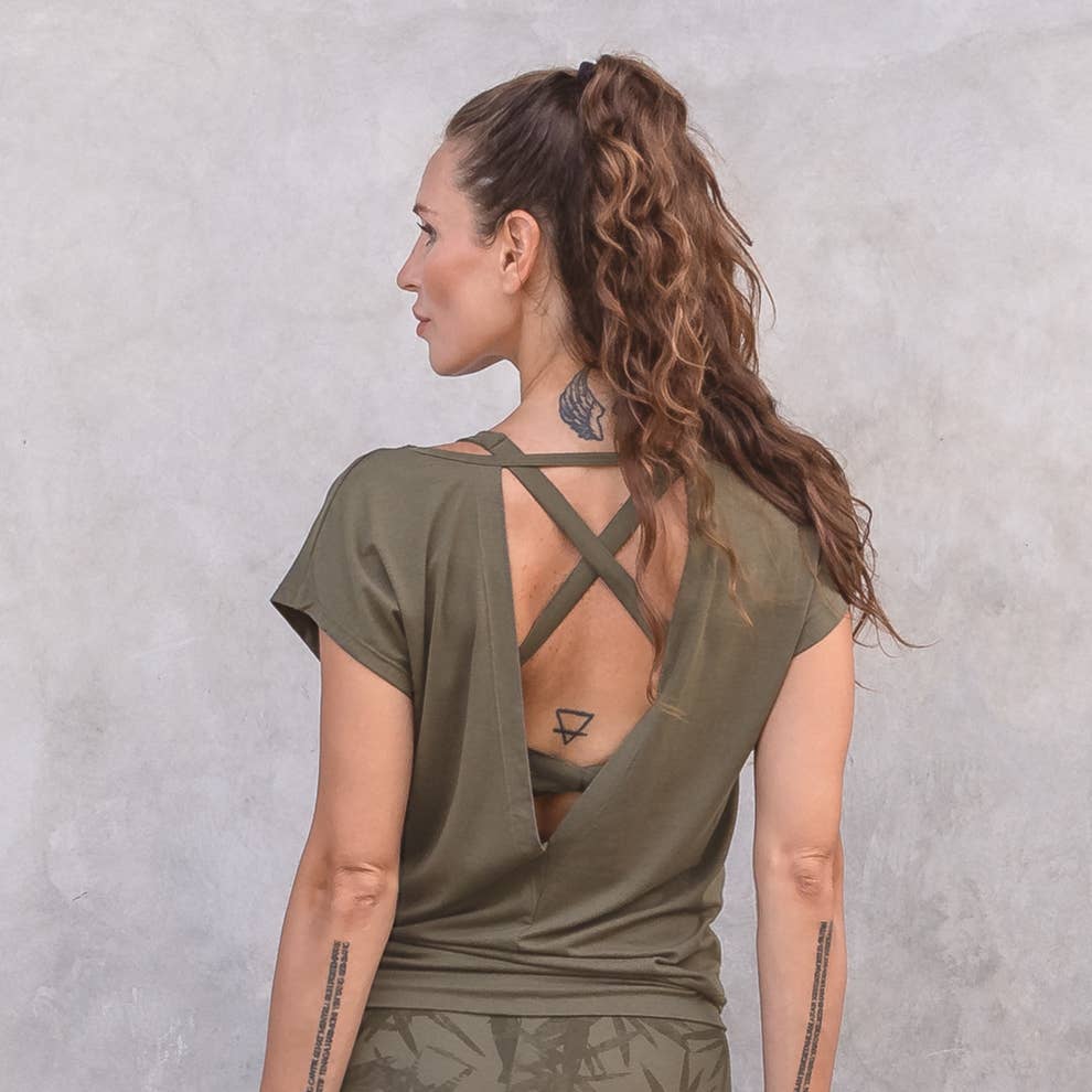 T-shirt con collo a V sulla schiena da yoga Smilla - Jaya