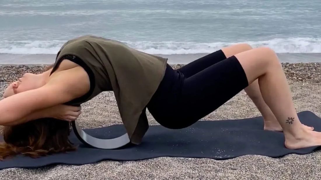 Esercizi con ruota da yoga