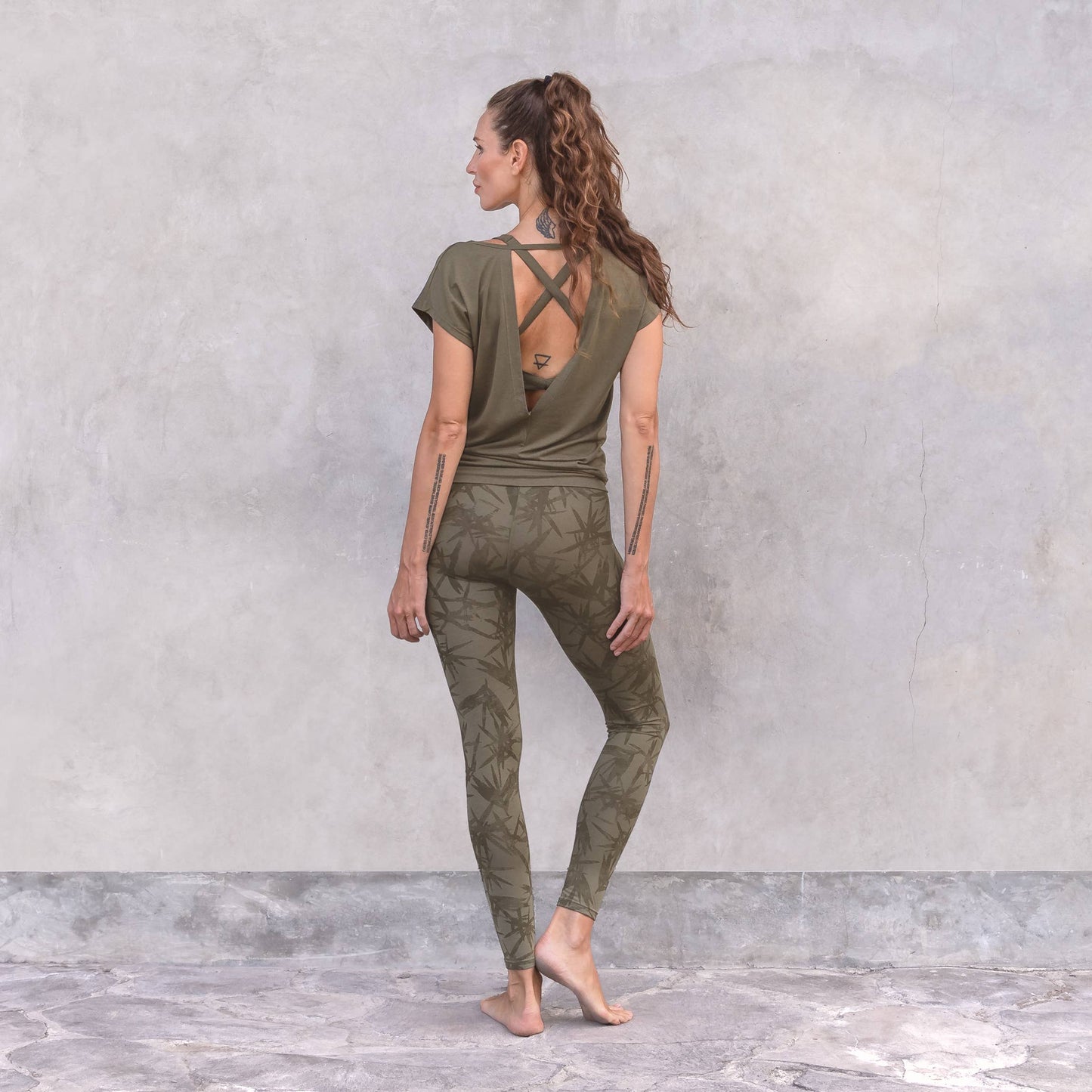 Smilla Jaya V-Neck Yoga T-Shirt