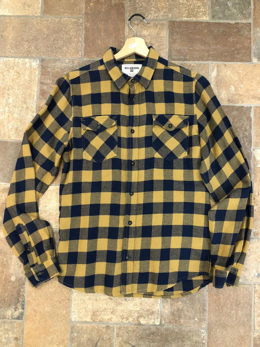 Camicia in flanella giallo e nera a quadri marca billabong di seconda mano