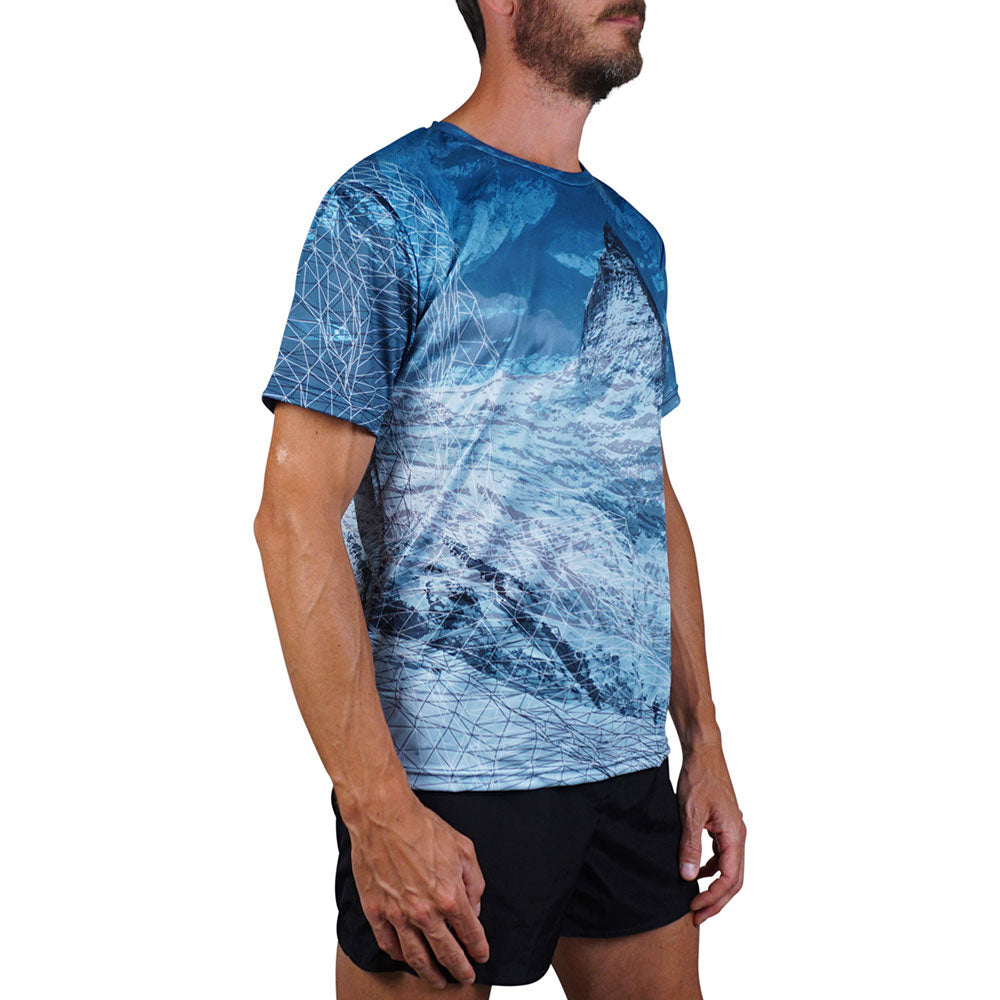 t-shirt con stampa ideale per sport da montagna