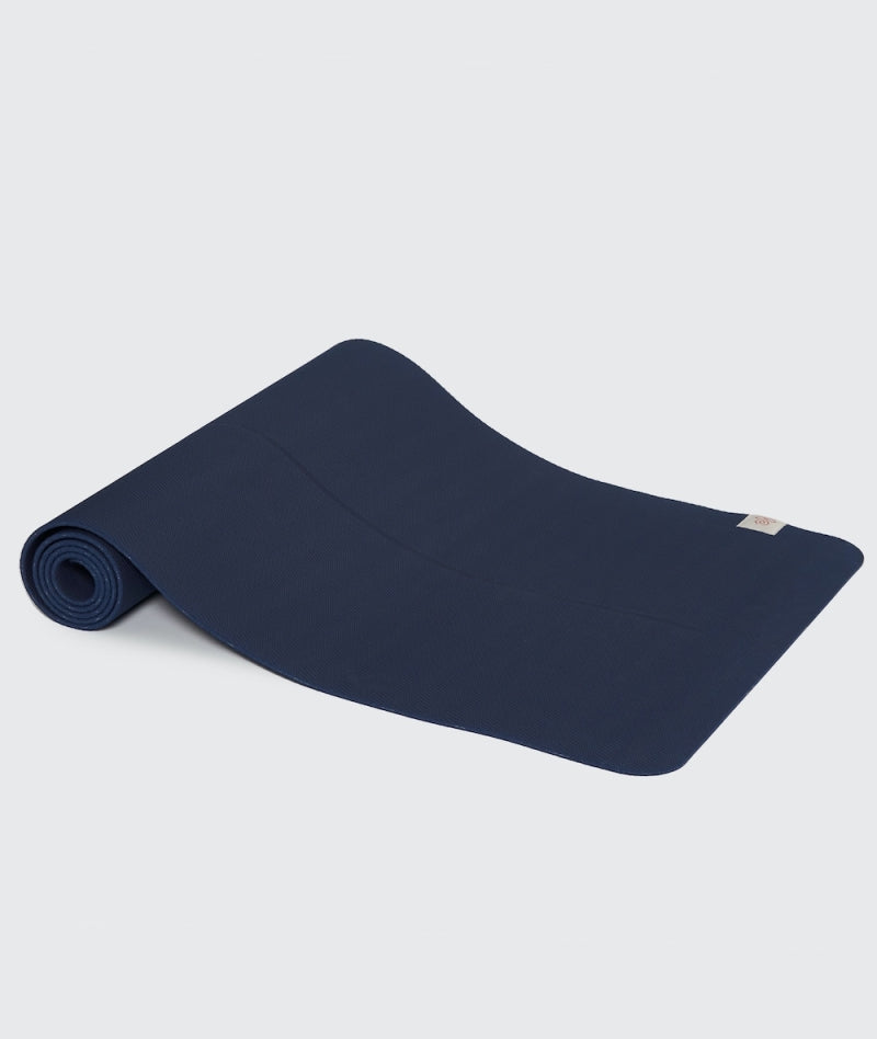 Tappetino YOGA ALIGNEMENT 5mm in TPE riciclato, colore blu navy, di Yoga Searcher.