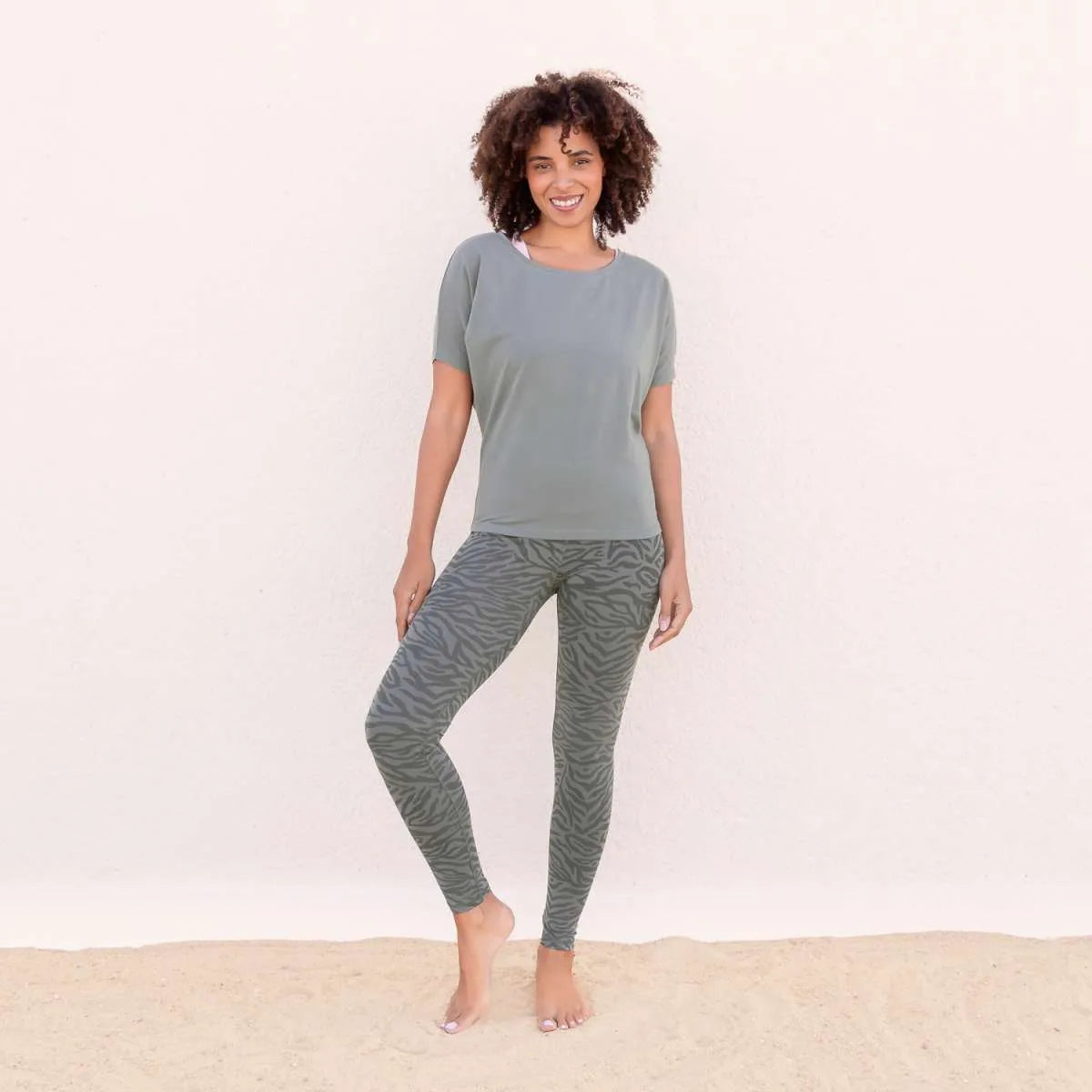 Tshirt comoda abbinata con leggings 