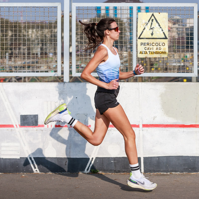 canotta sportiva donna ideale per la corsa